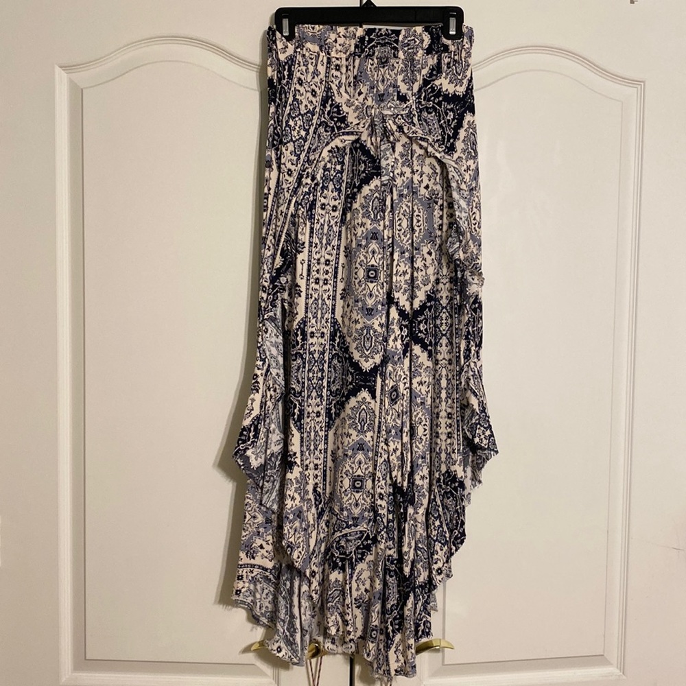 Navy and cream printed flowy pants